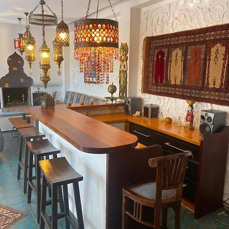 Βίλα Castillo Moro Exclusive Retreat Venue Up To 20 Guests